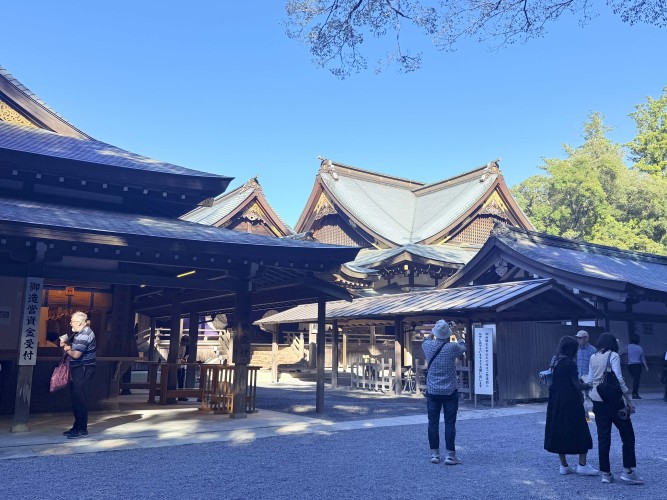 Ise Jingu shrine exterior