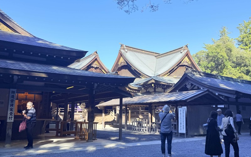 Ise Jingu shrine exterior
