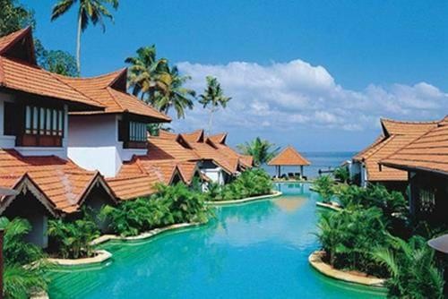 Kumarakom Lake Resort