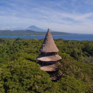 Temples, Volcanoes and Beaches: Java and Bali