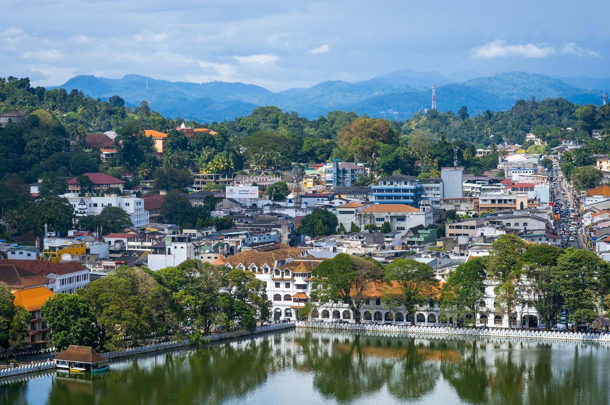 A Grand Tour of Sri Lanka