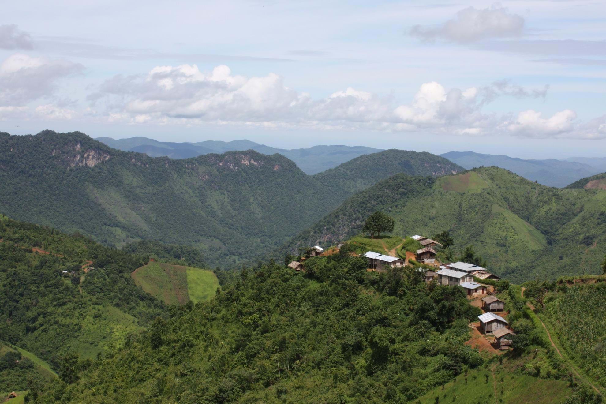 Small Group Tours & Holidays inc. Trekking Around Kalaw | TransIndus