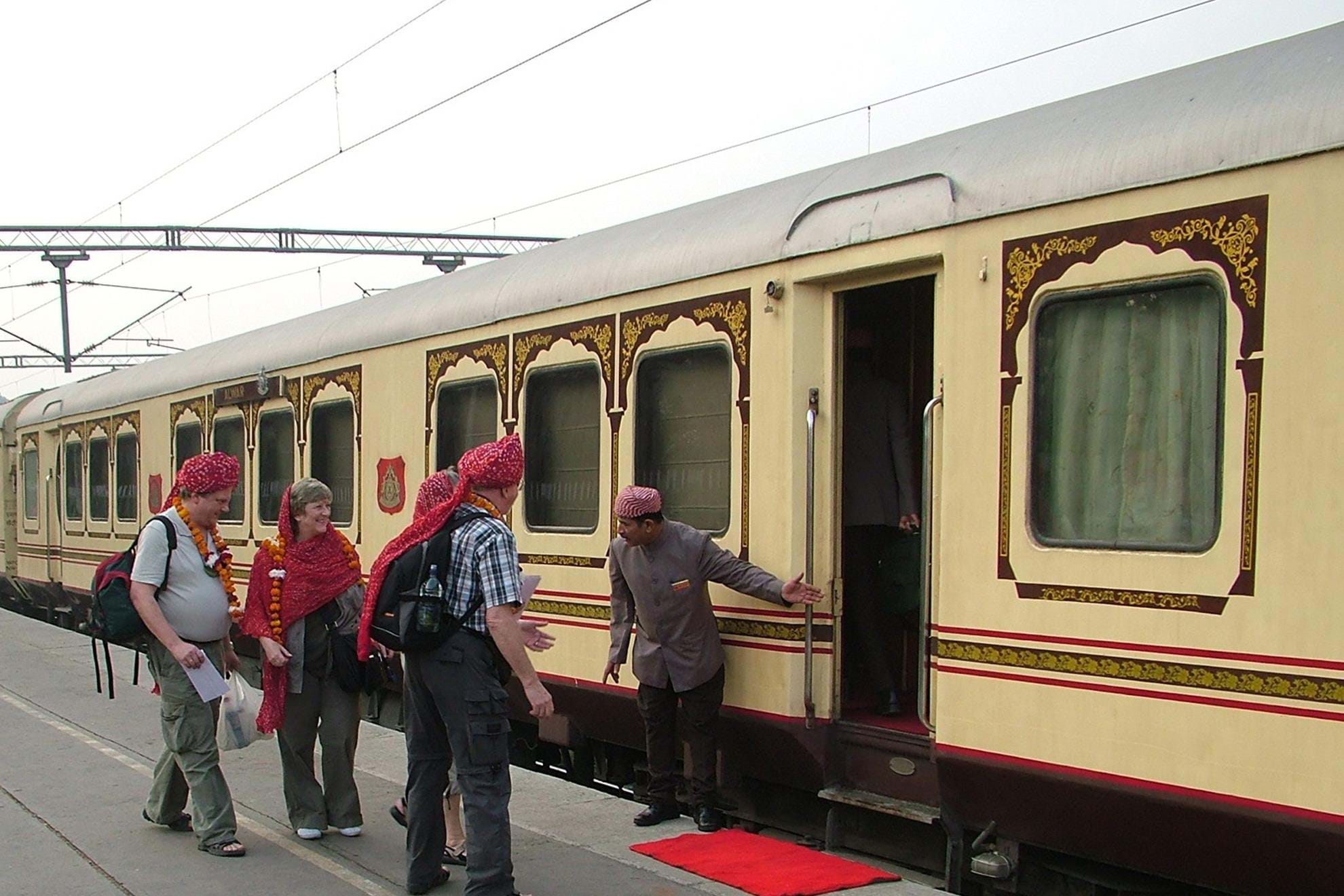 The Palace On Wheels Luxury Train | TransIndus