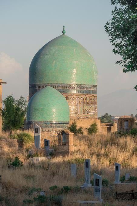 turquoise-domed tombs at the Shah-i-Zinda